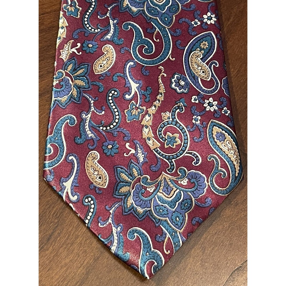 Buckingham Burgundy Green 90% Polyester Silk Men’s Neck Tie Made In USA